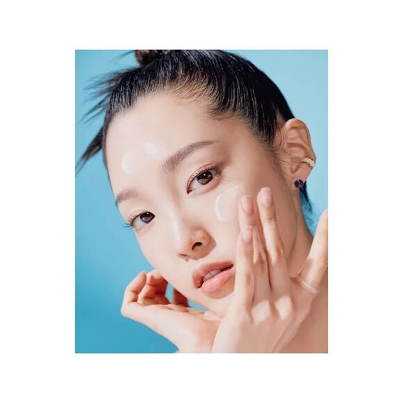 TOCOBO - Bio Watery Sun Cream 50ml - Picture 3 of 7